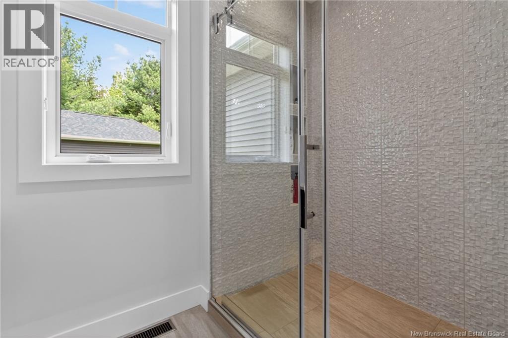 220 RUE DU  Portage Street - Image 34