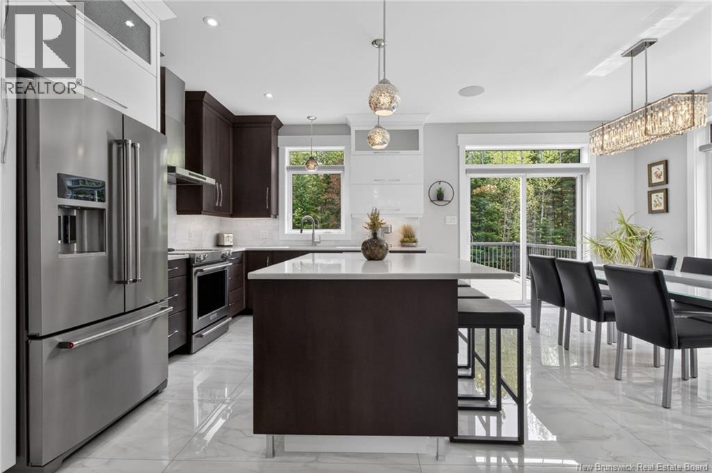 220 RUE DU  Portage Street - Image 21