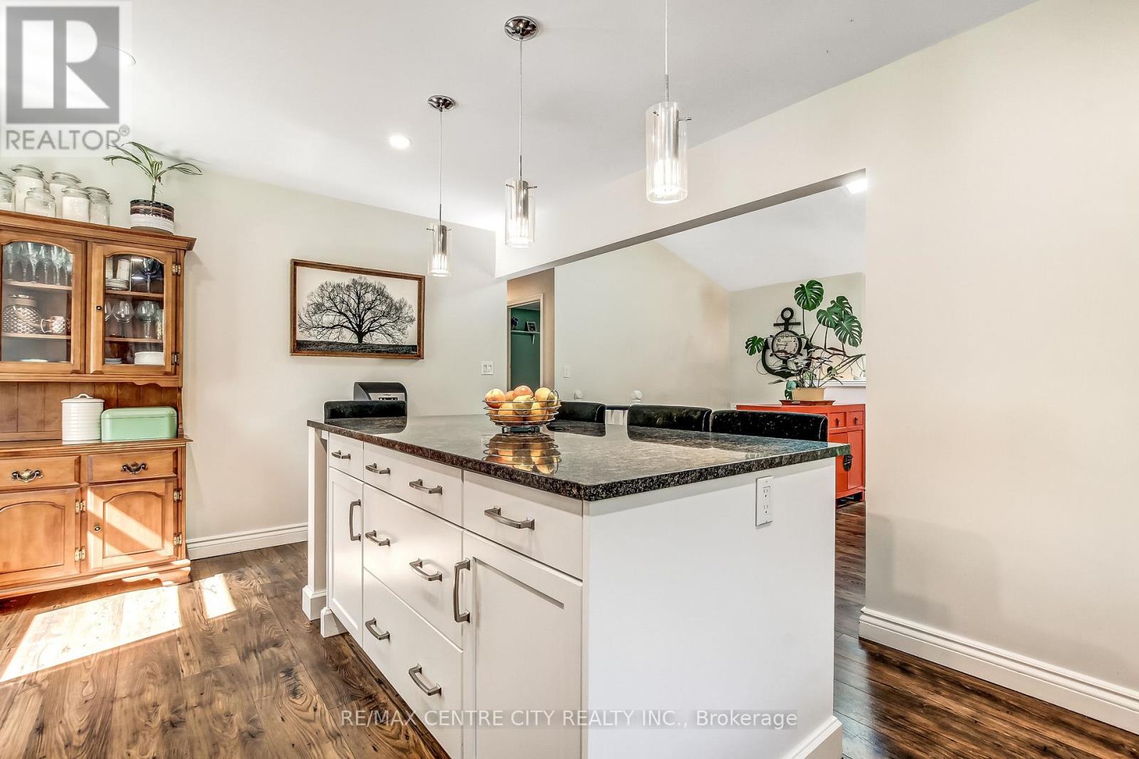 361 GEORGE STREET - 10