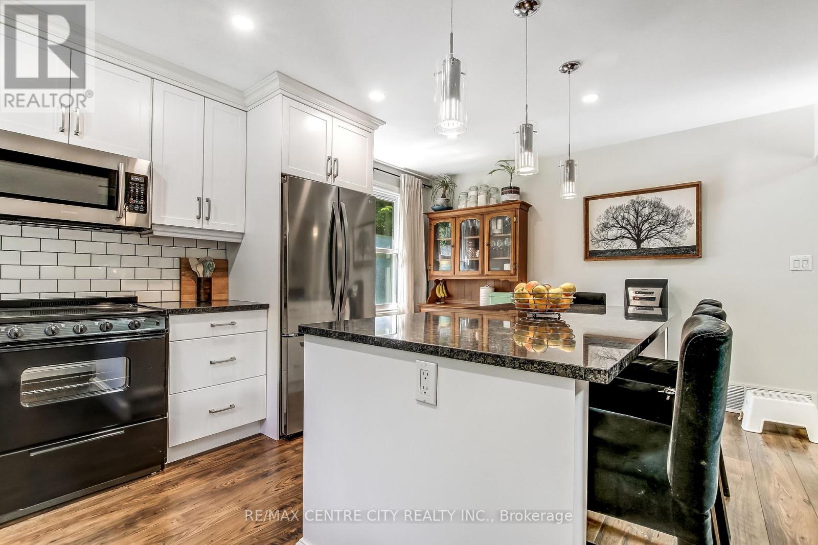361 GEORGE STREET - 9
