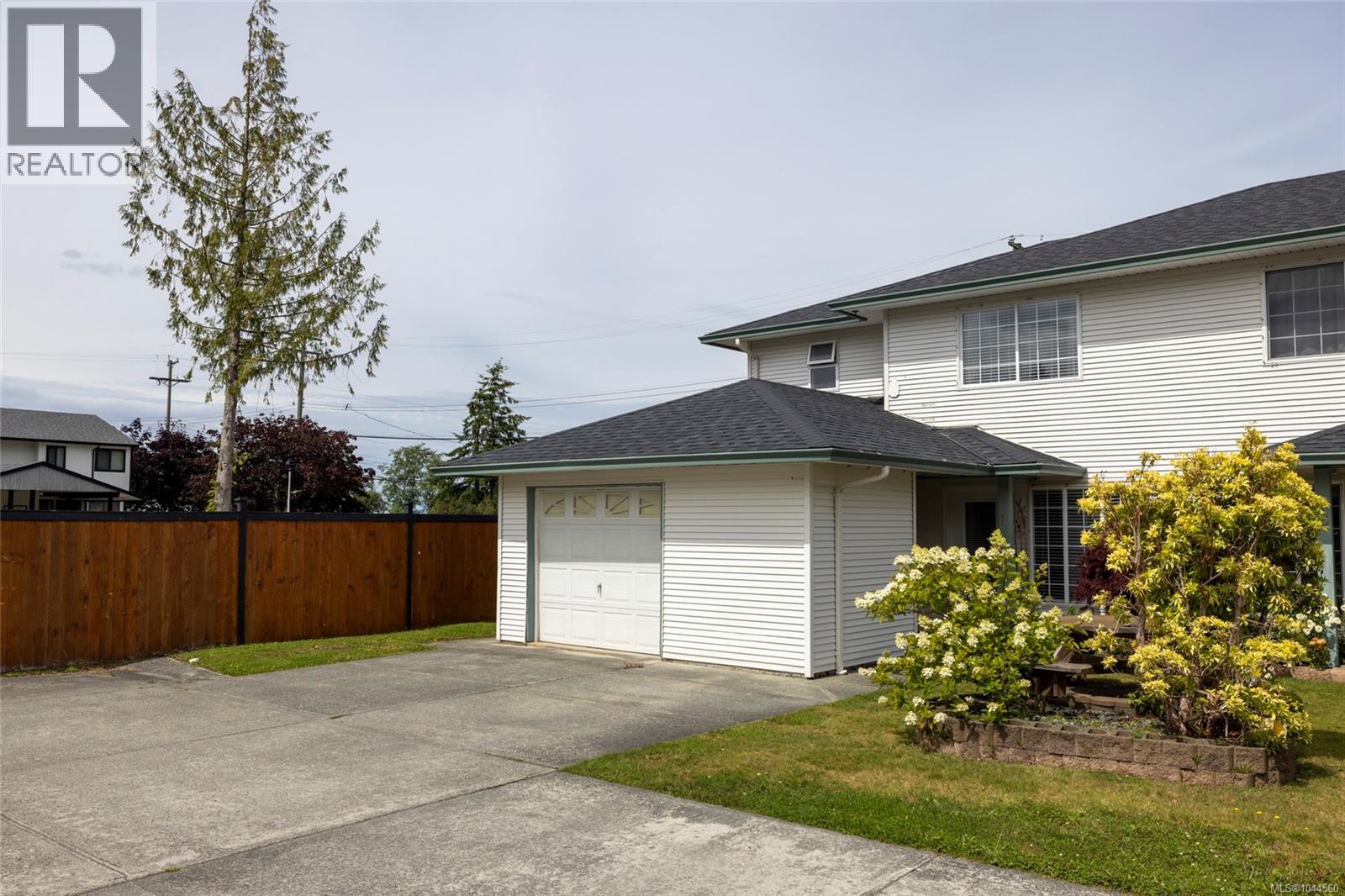 #1 2553 Kingcome Pl - 2