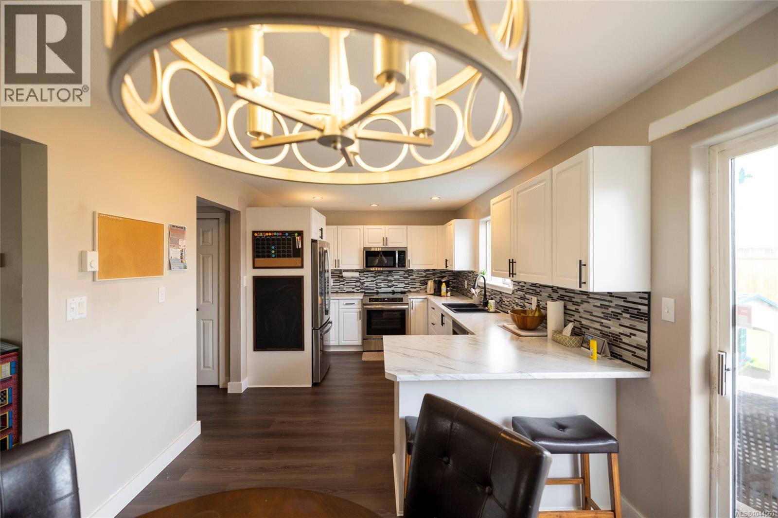 #1 2553 Kingcome Pl - Image 20