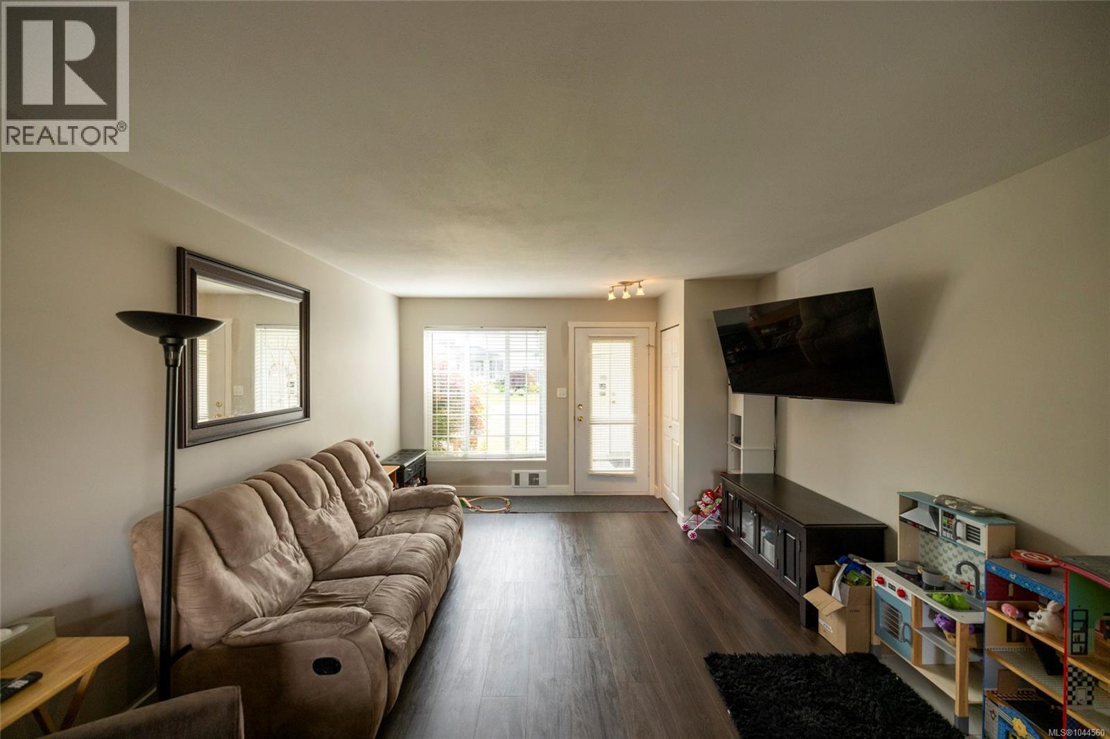 #1 2553 Kingcome Pl - Image 25