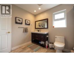 1 2553 Kingcome Pl, Port Mcneill, BC V0N2R0 Photo 14