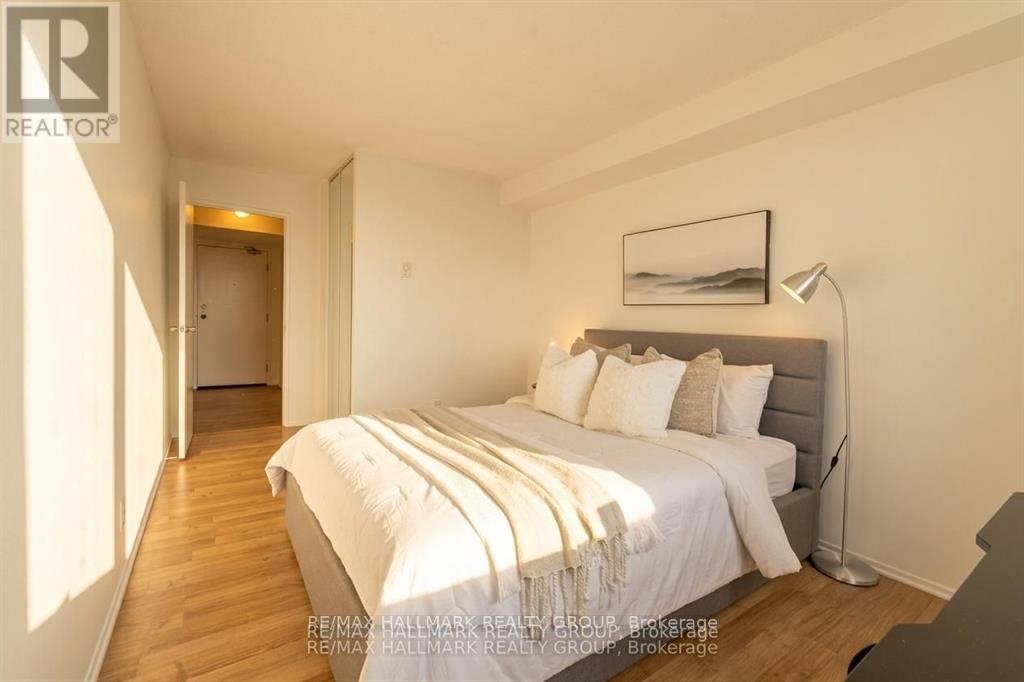 2 Bed, 2 Bath House for Sale in Ottawa – 2003 – 71 SOMERSET STREET W, Ottawa – MLS# X13624236 - Image 15
