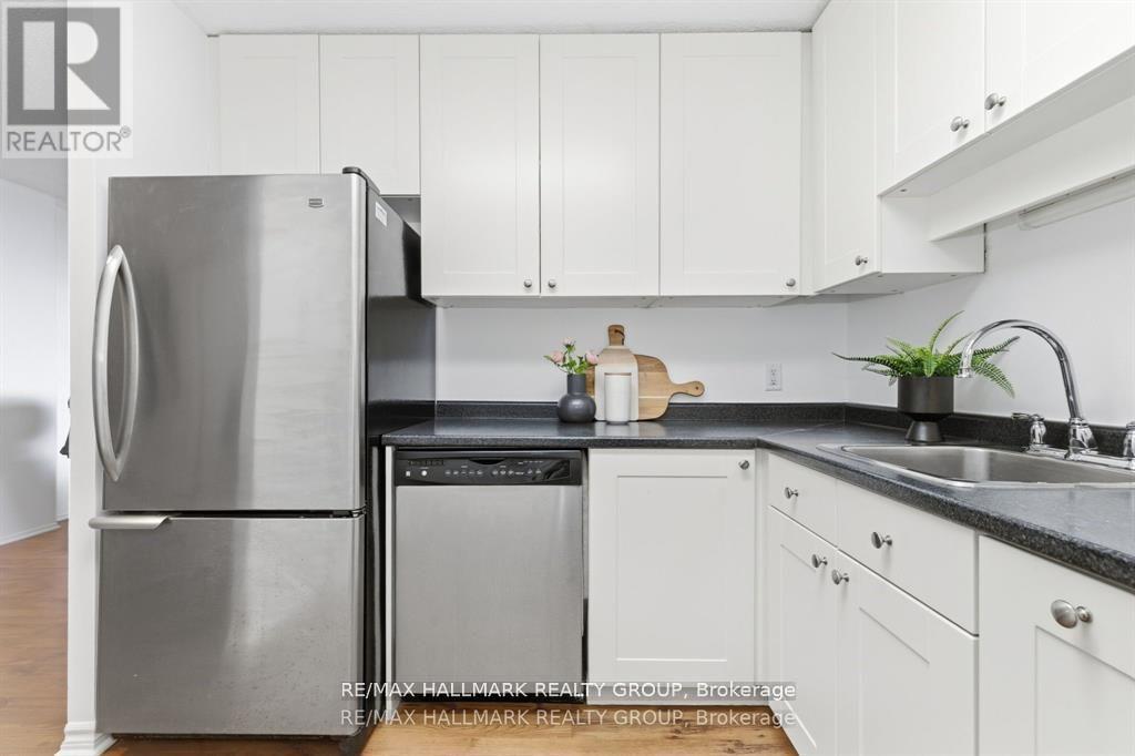 2 Bed, 2 Bath House for Sale in Ottawa – 2003 – 71 SOMERSET STREET W, Ottawa – MLS# X13624236 - Image 20