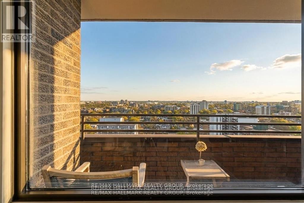 2 Bed, 2 Bath House for Sale in Ottawa – 2003 – 71 SOMERSET STREET W, Ottawa – MLS# X13624236 - Image 31