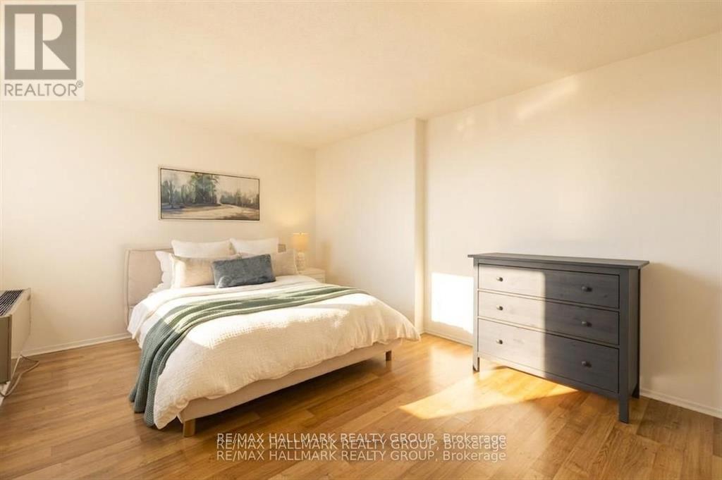 2 Bed, 2 Bath House for Sale in Ottawa – 2003 – 71 SOMERSET STREET W, Ottawa – MLS# X13624236 - Image 34