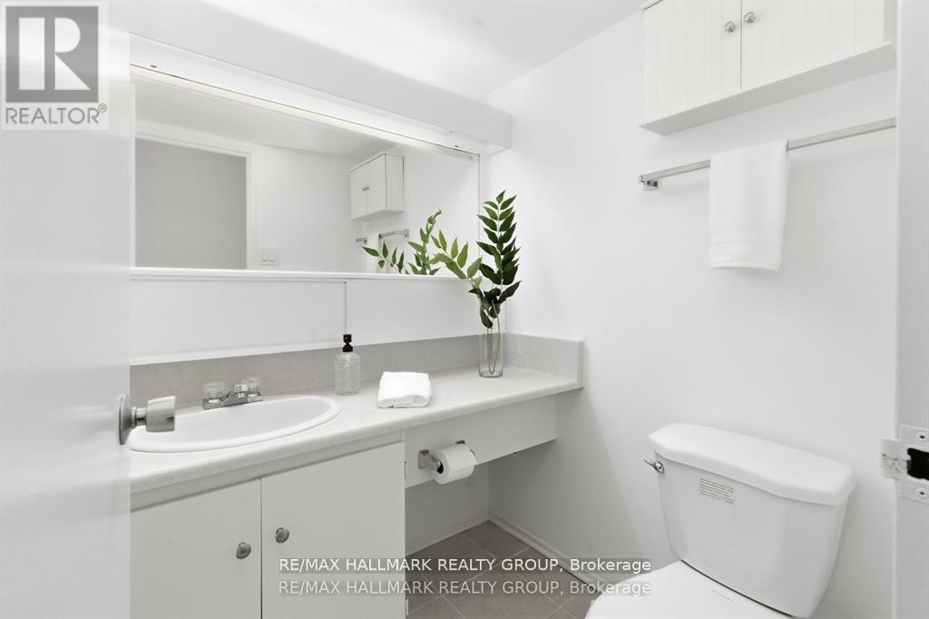 2 Bed, 2 Bath House for Sale in Ottawa – 2003 – 71 SOMERSET STREET W, Ottawa – MLS# X13624236 - Image 35