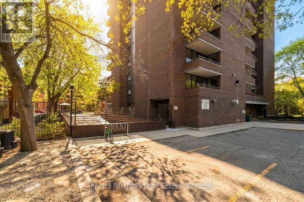 2 Bed, 2 Bath House for Sale in Ottawa – 2003 – 71 SOMERSET STREET W, Ottawa – MLS# X13624236 - Image 37