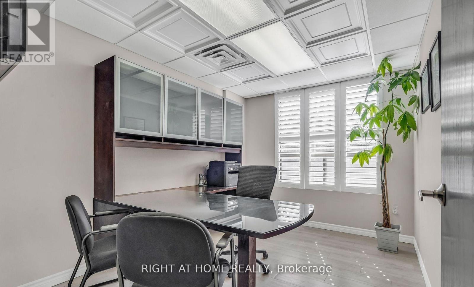 #106 99 HOLLAND AVENUE - 4