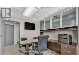 106 - 99 HOLLAND AVENUE — photo 3