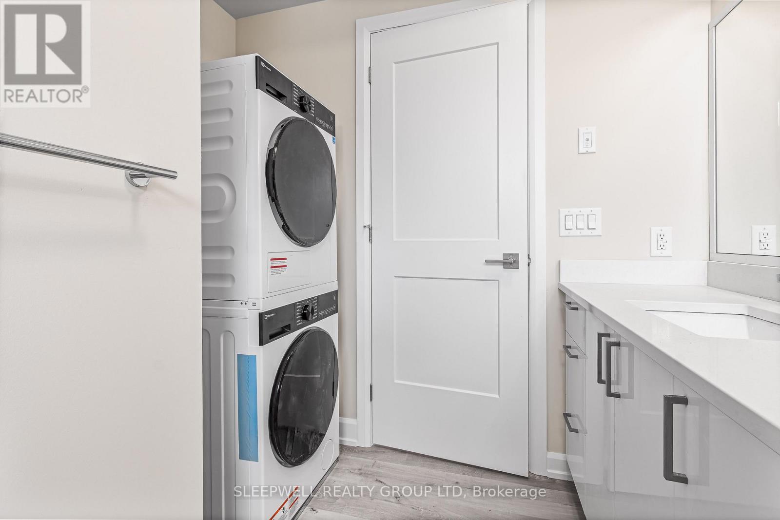 2 Bed, 1 Bath Multi-Family for Rent in Ottawa – 403 – 370 CAMBRIDGE STREET N, Ottawa – MLS# X13624252 - Image 13