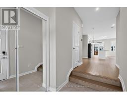 740 TADPOLE CRESCENT — photo 4