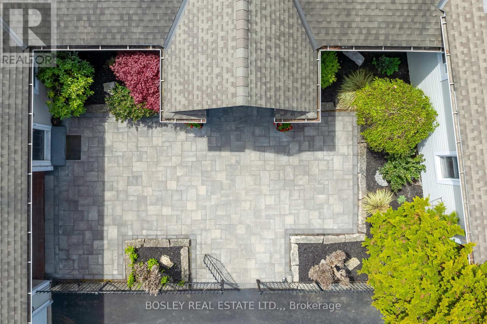 166 LAKESHORE ROAD - 6