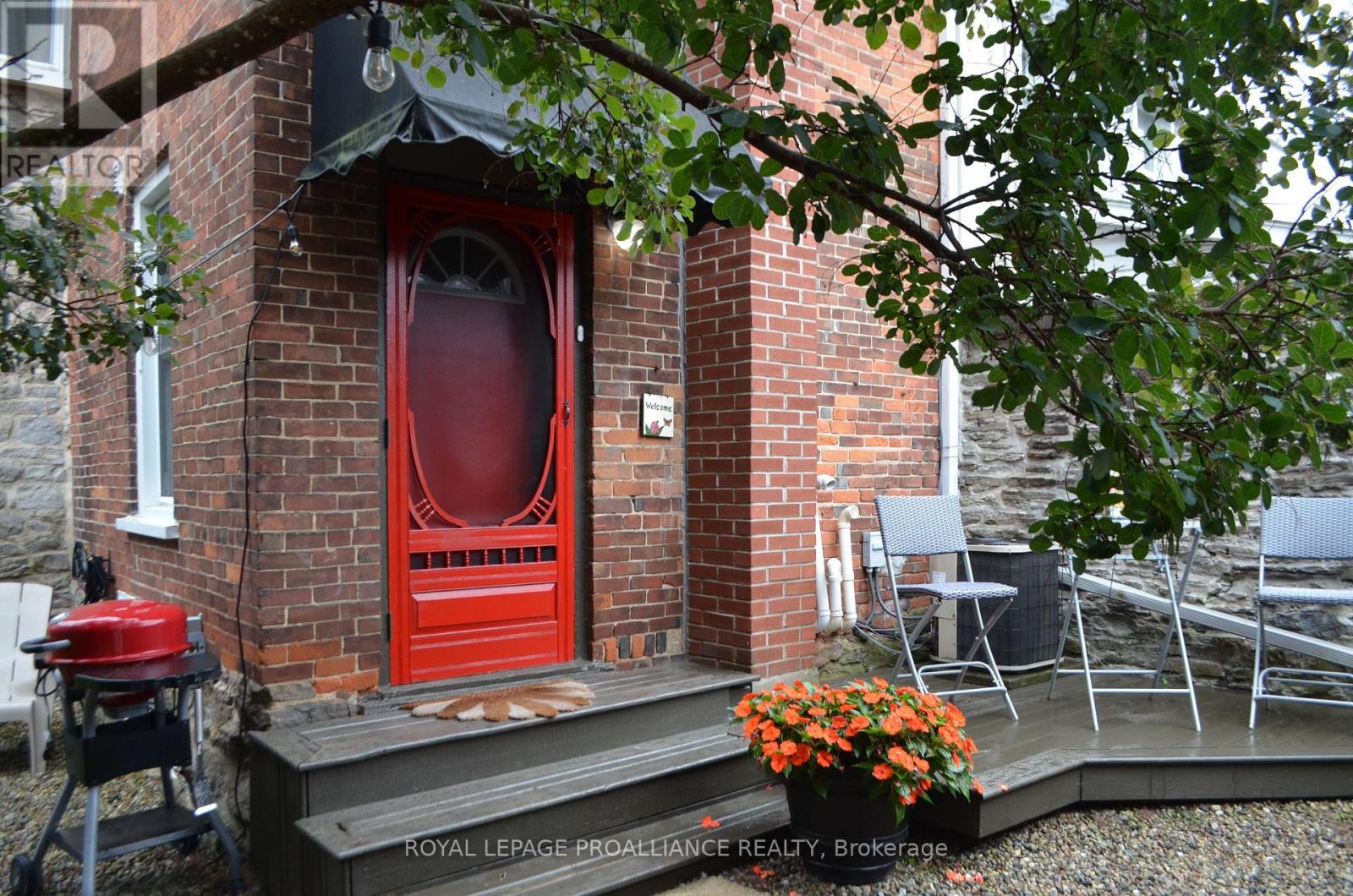 34 WATER STREET W - Image 23