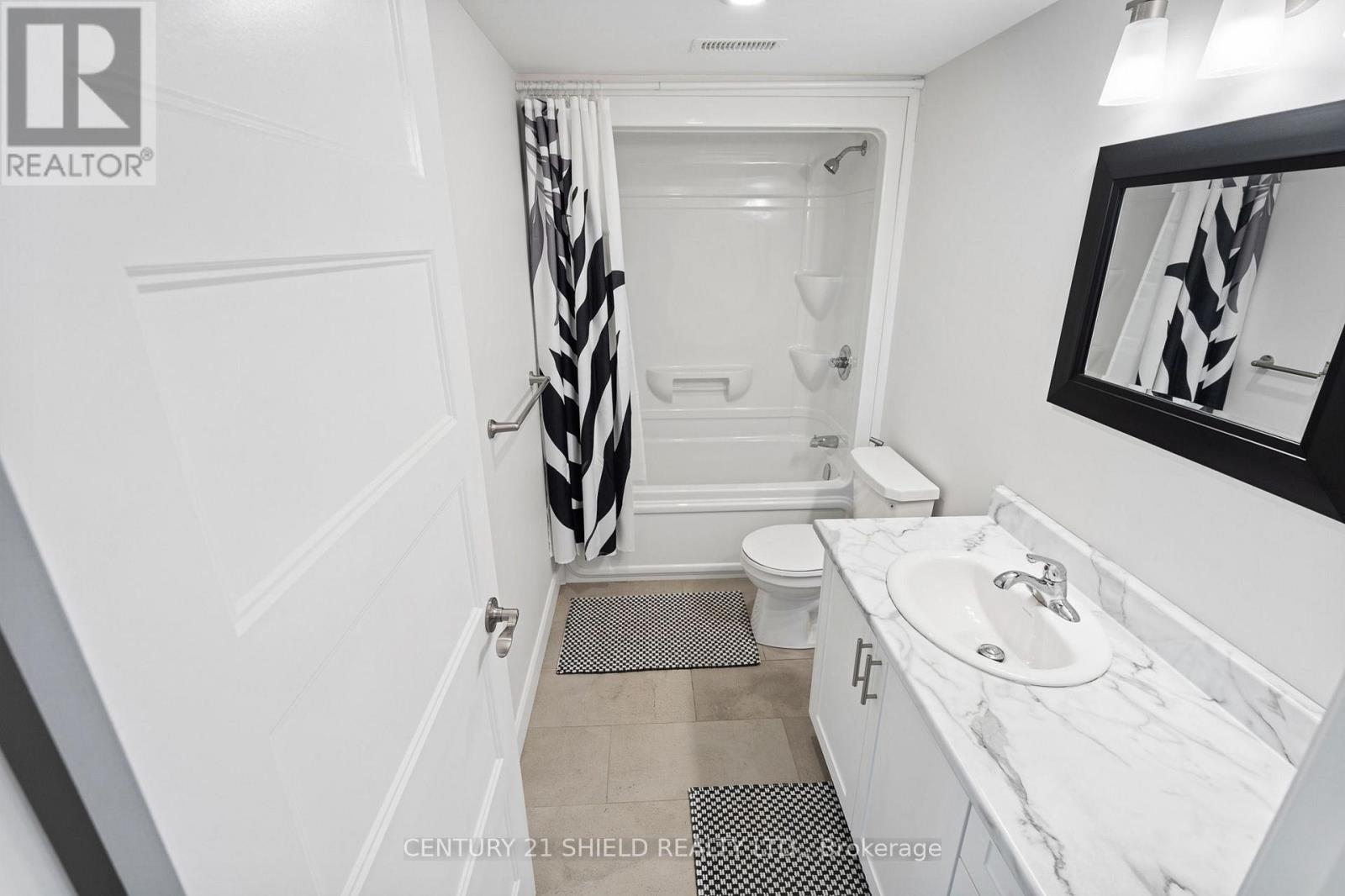 2296 CREWSON COURT - Image 34