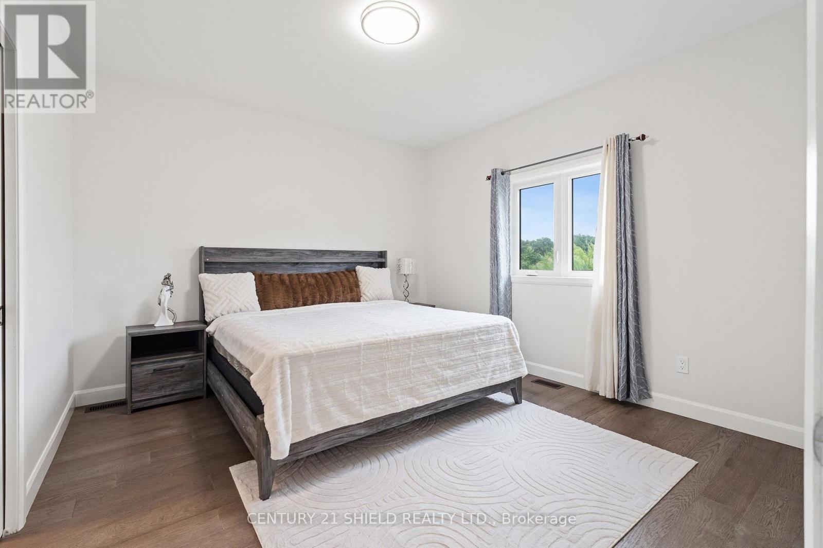 2296 CREWSON COURT - Image 24