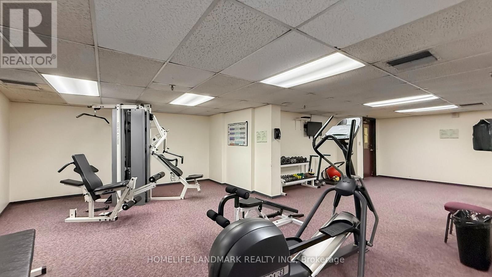 #1907 2365 KENNEDY ROAD - 37