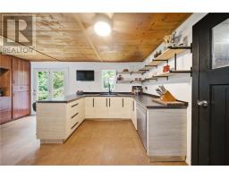 19 Government Road, Tehkummah, ON P0P2C0 Photo 8
