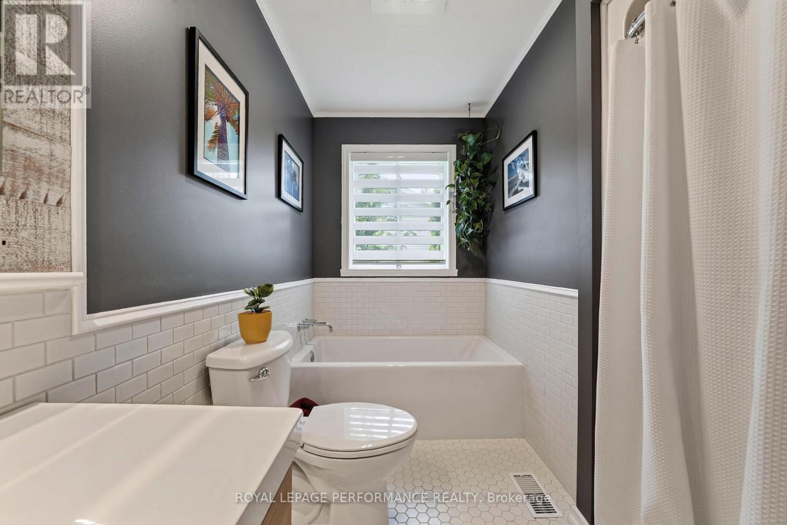 79 HICKORY STREET - Image 23
