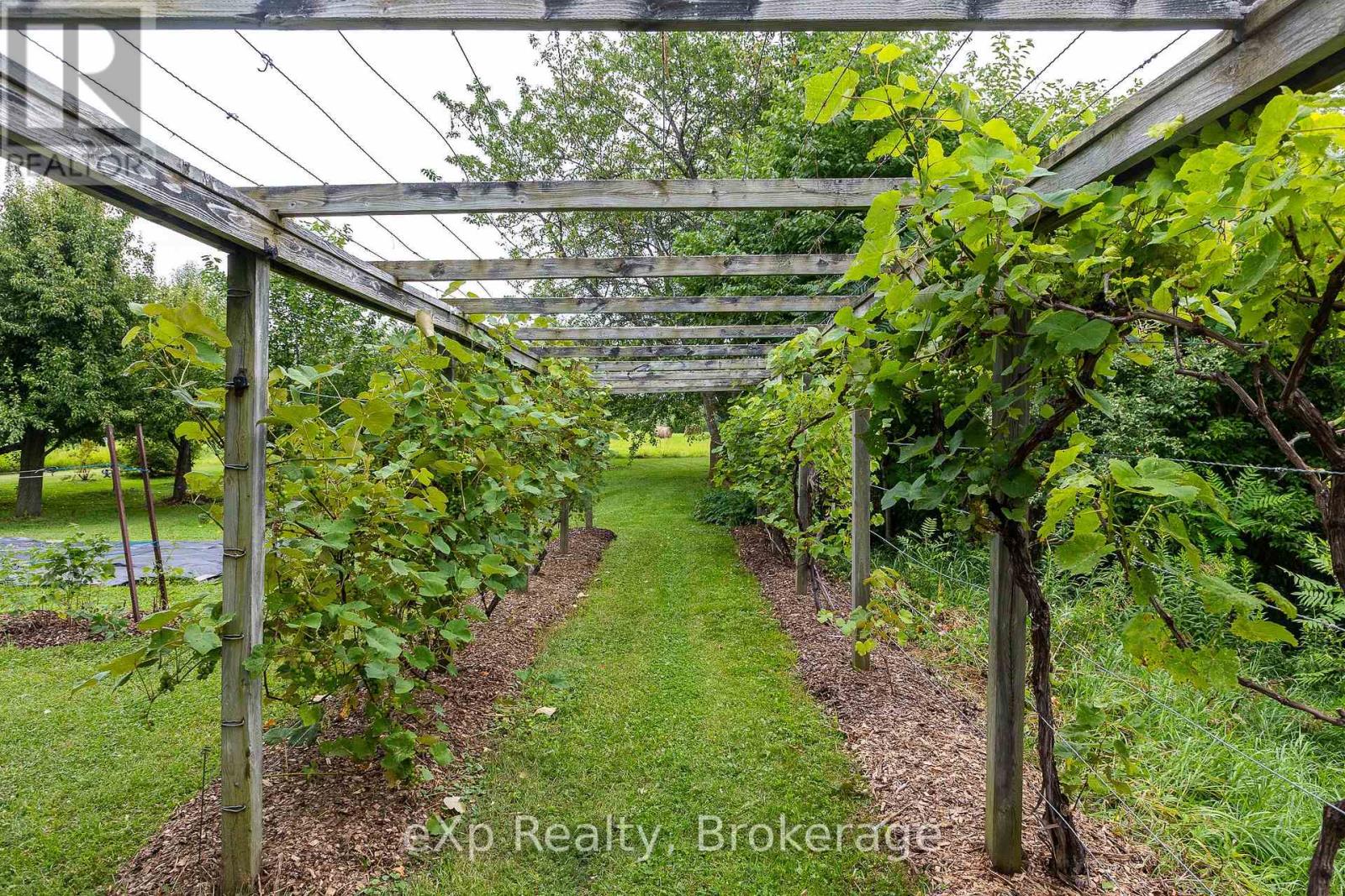 350063 BAYSHORE ROAD - Image 24