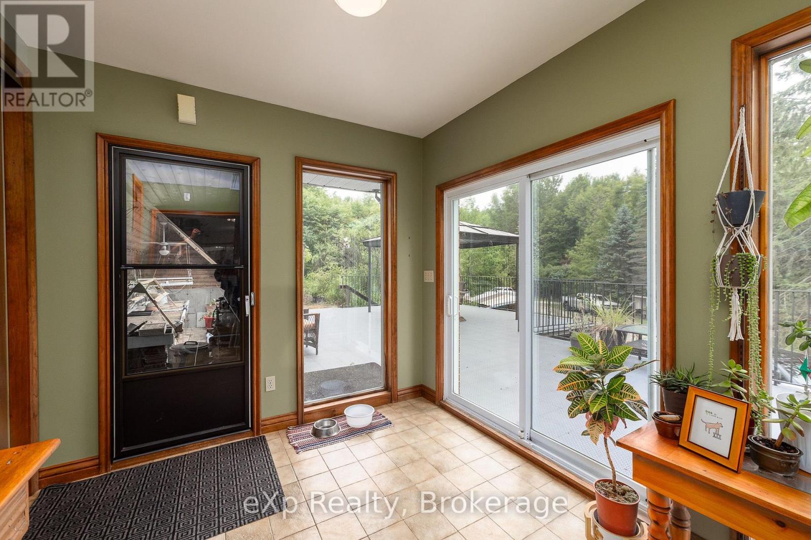 350063 BAYSHORE ROAD - Image 6