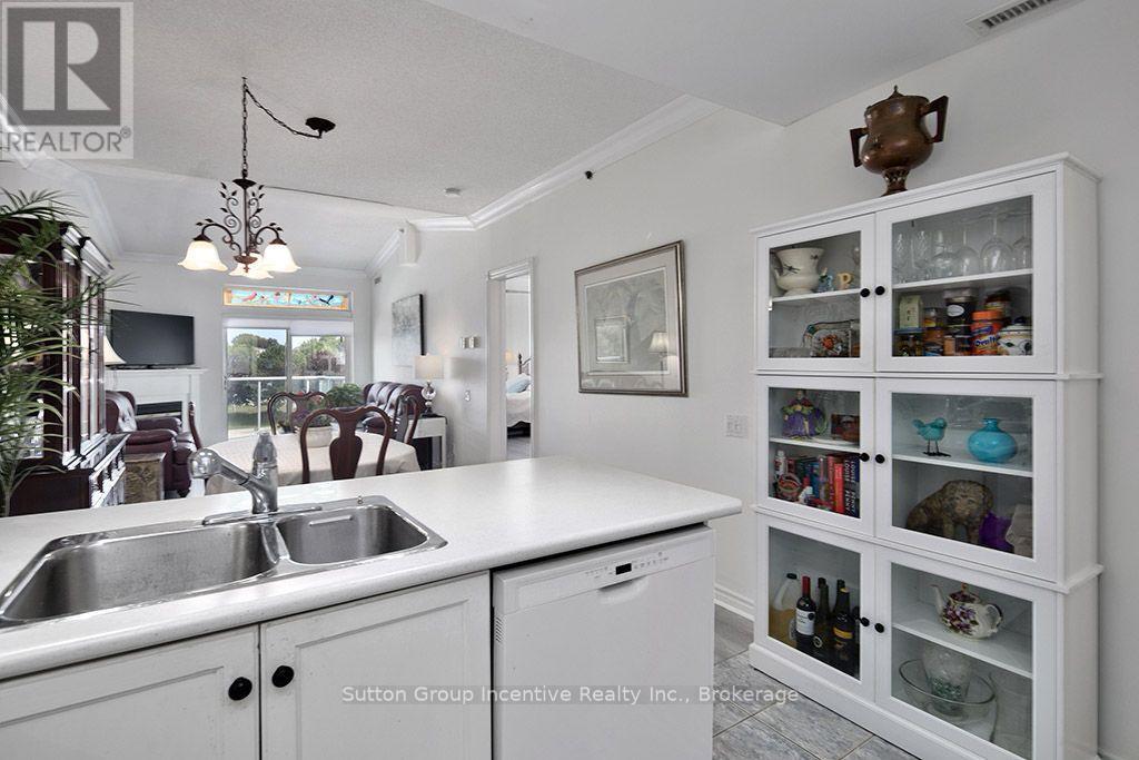 #404 34 BAYFIELD STREET - Image 8