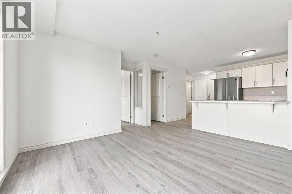 #204 304 Cranberry Park SE - Image 12