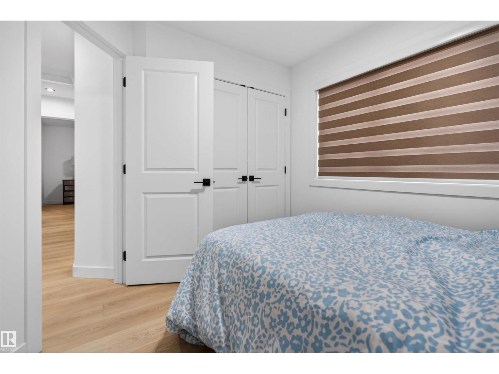 10915 159 ST NW - 13