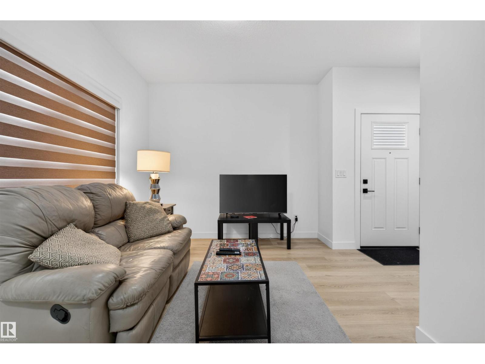 10915 159 ST NW, Mayfield, Edmonton photo 5