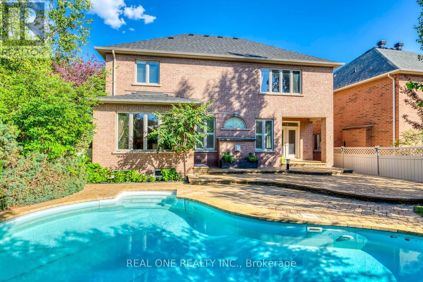 1387 FERNCREST ROAD - 50
