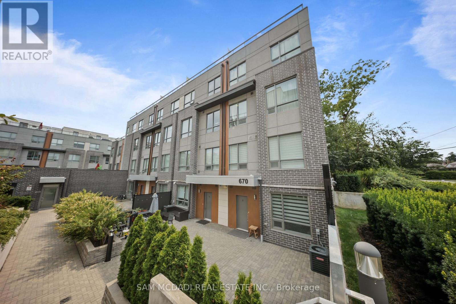 #1 670 ATWATER AVENUE - 16
