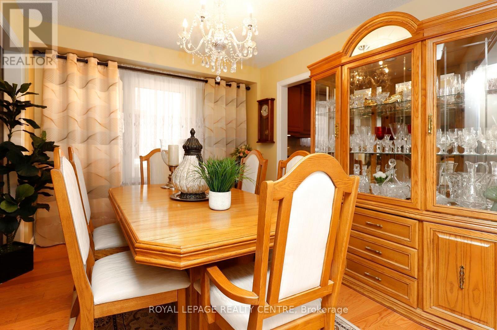 690 ASHPRIOR AVENUE - 13