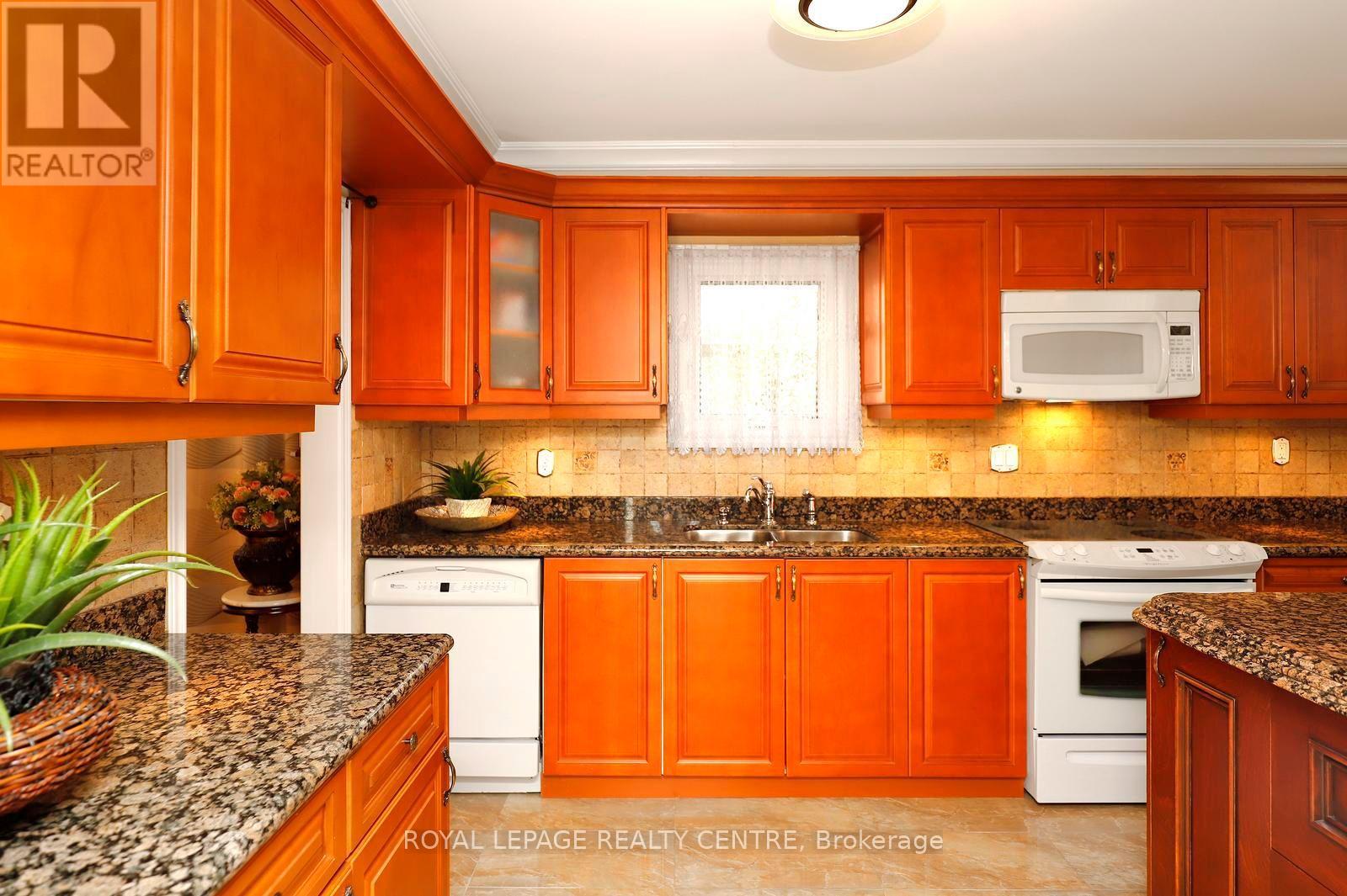 690 ASHPRIOR AVENUE - 19