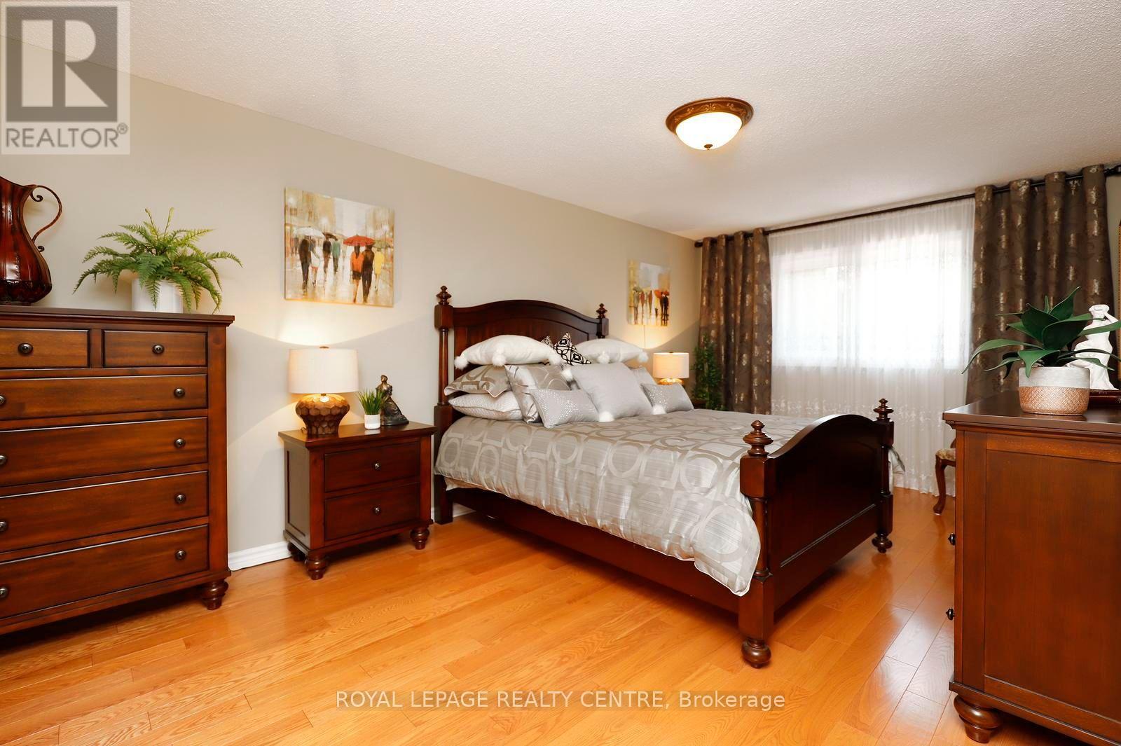 690 ASHPRIOR AVENUE - 26
