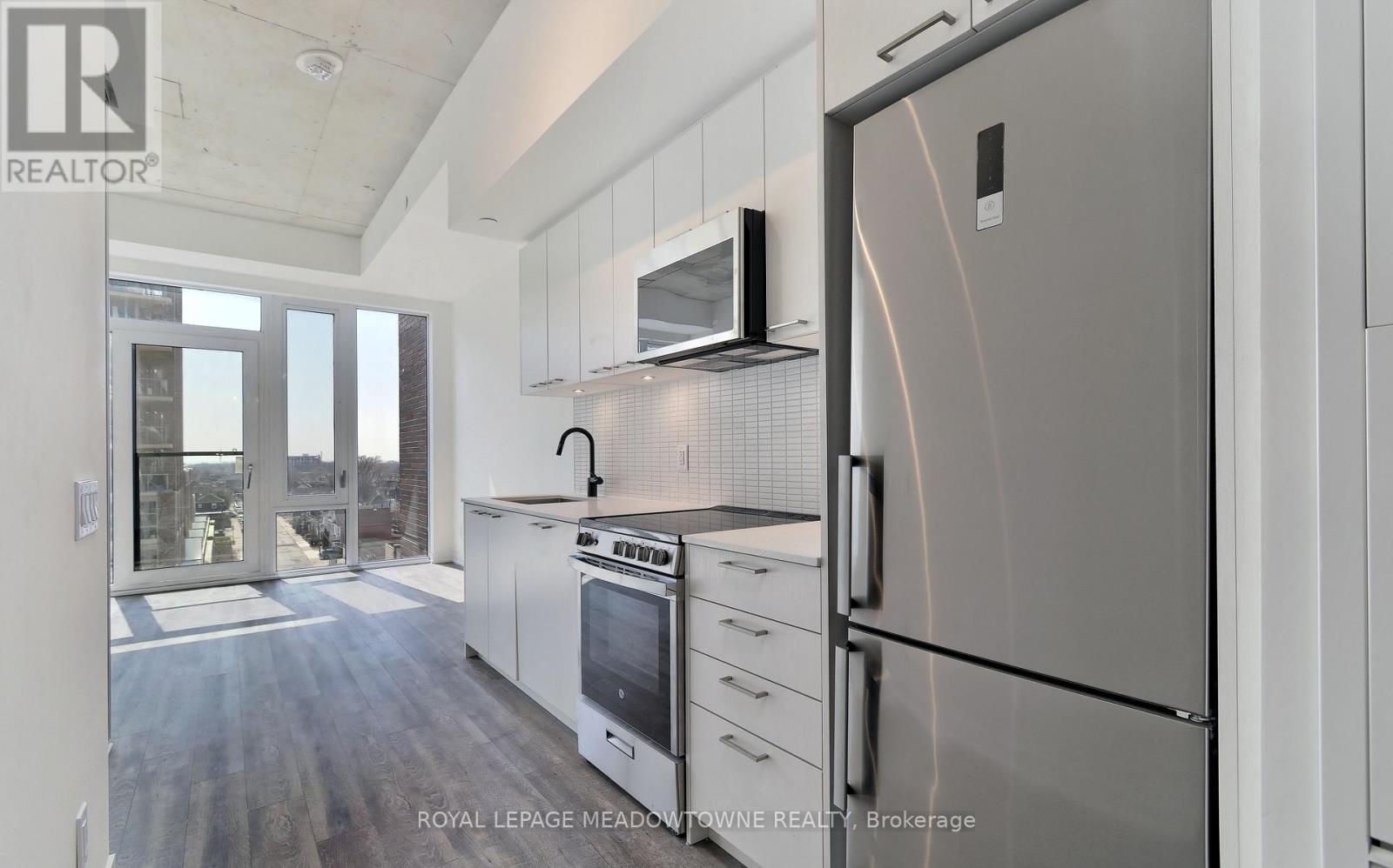 #712 1808 ST. CLAIR AVENUE W - Image 11