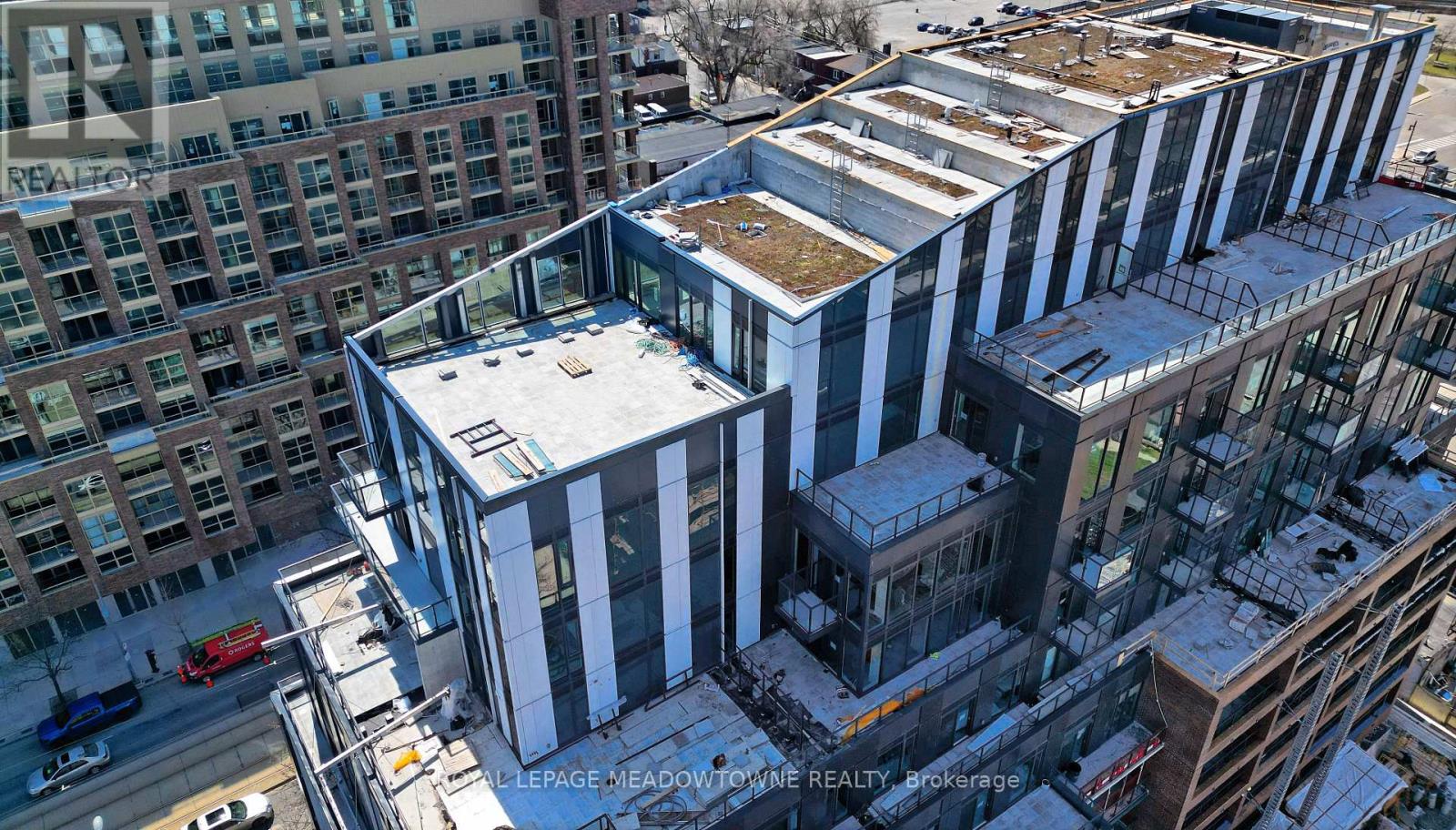 #712 1808 ST. CLAIR AVENUE W - Image 24