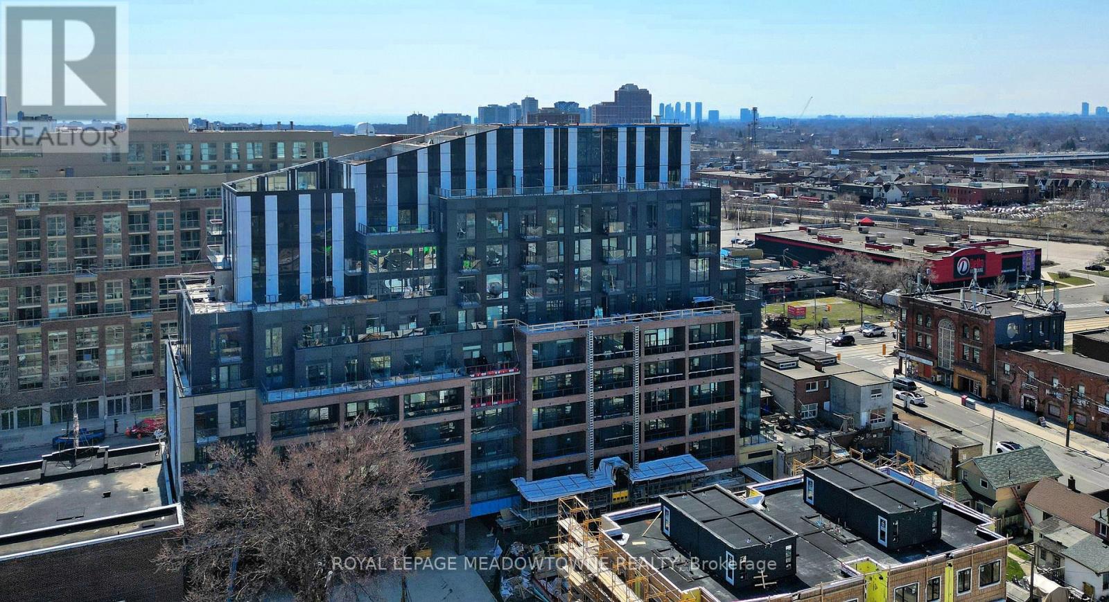 #712 1808 ST. CLAIR AVENUE W - 39