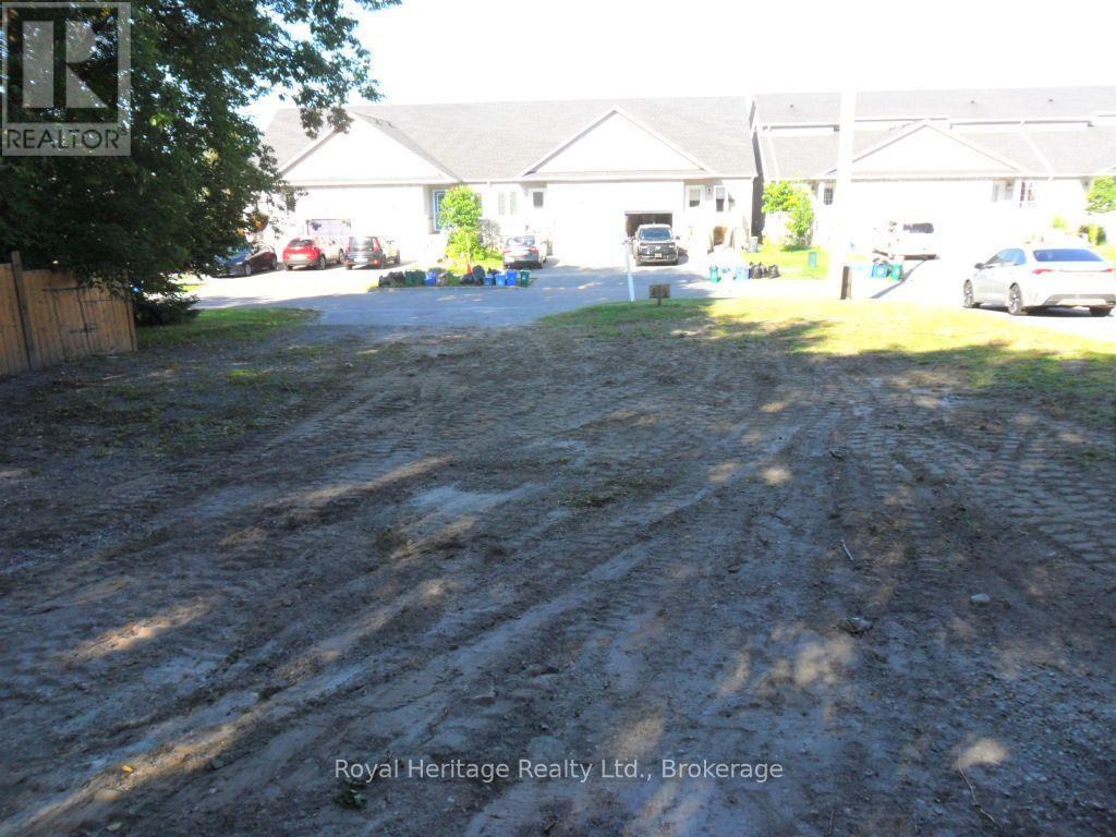 367 CENTRE STREET S, Oshawa (Central) — photo 2