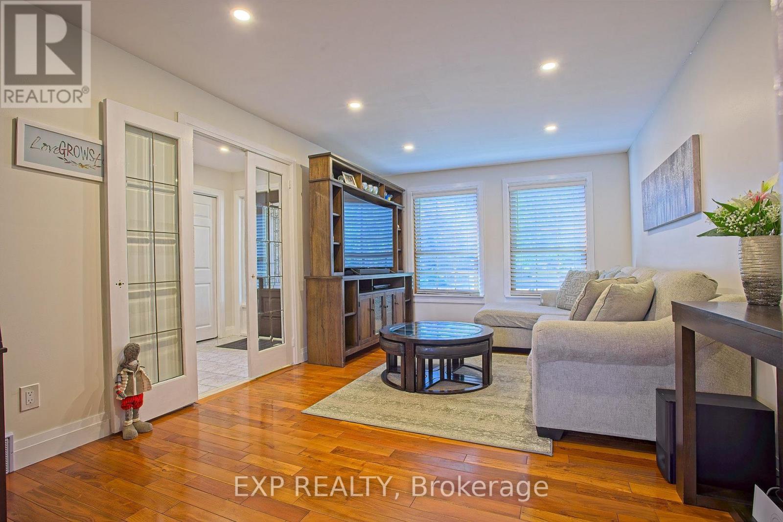 39 AINSWORTH STREET - 6
