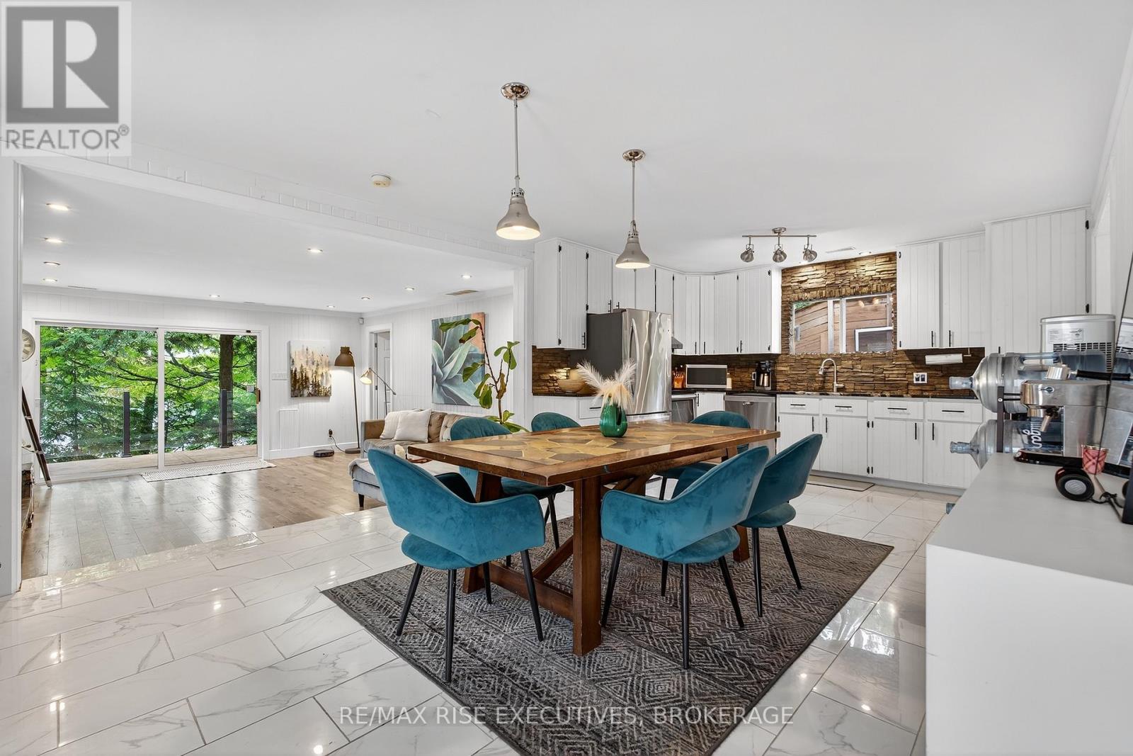 973 FOSTER BAY LANE - Image 11