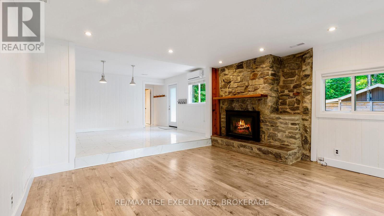973 FOSTER BAY LANE - Image 15