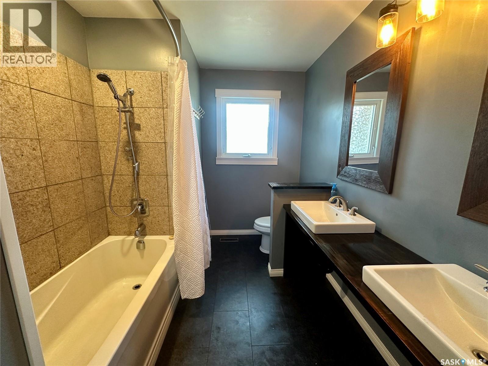 104 Johnston CRESCENT - 23