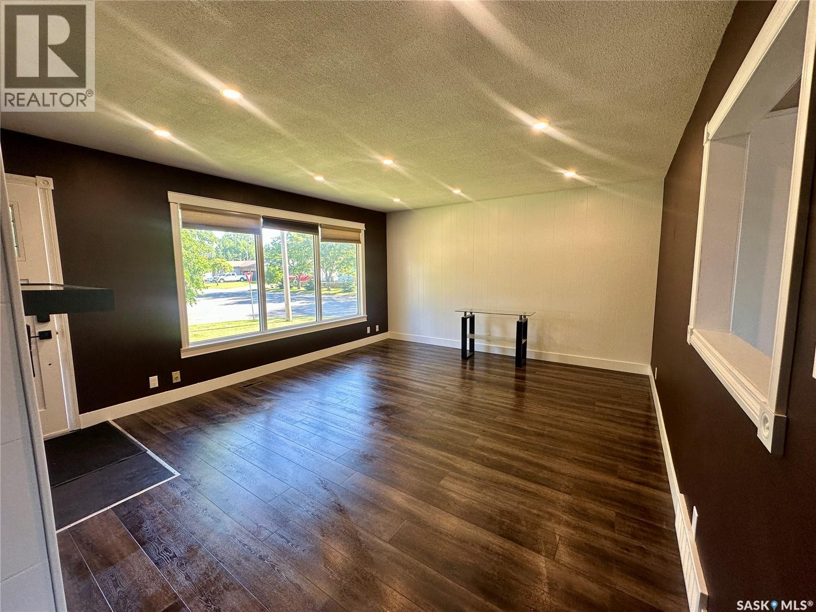104 Johnston CRESCENT - Image 6