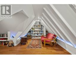 121 & 123 Duke Street, Chester, NS B0J1J0 Photo 9