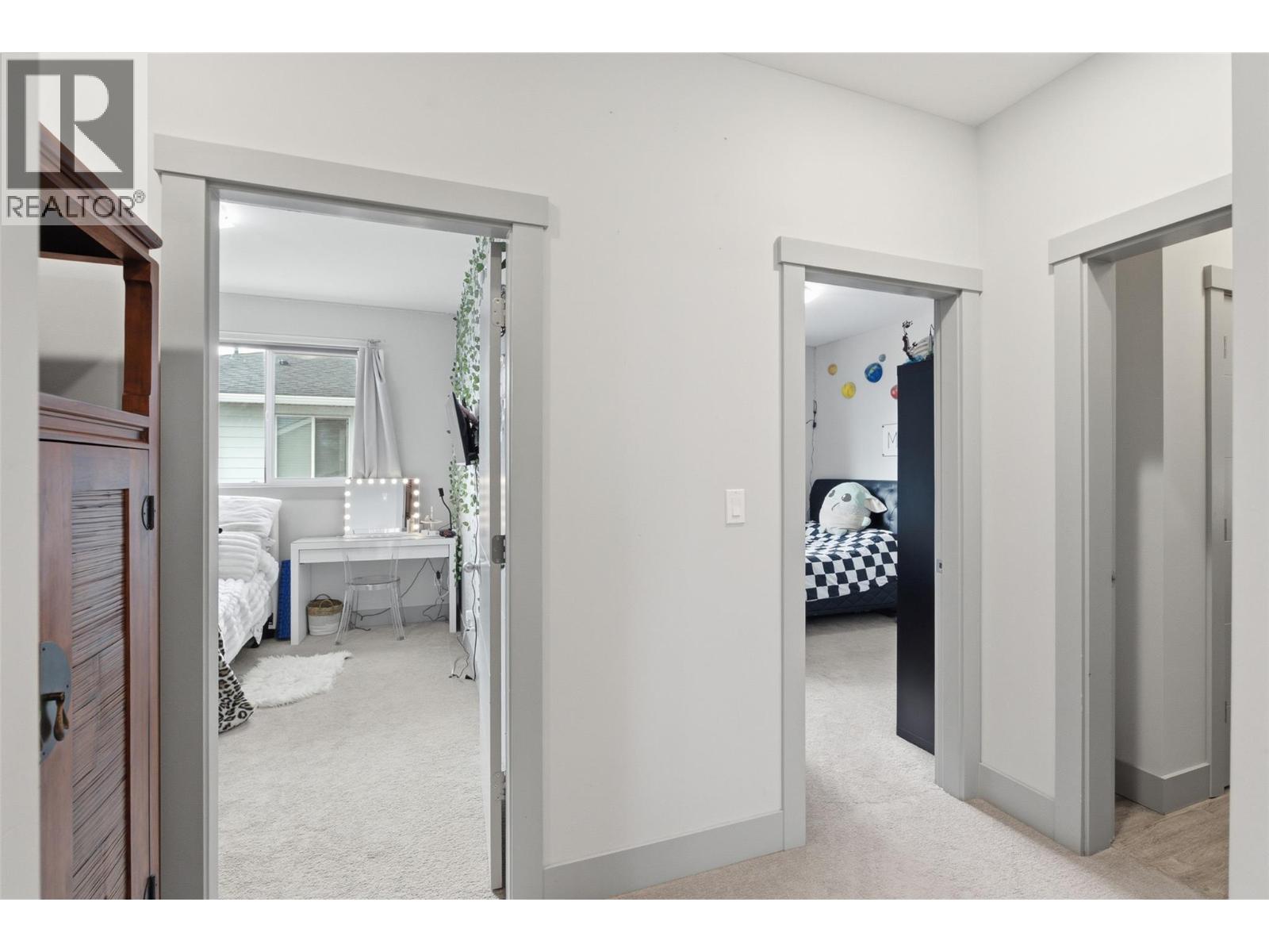 1488 DUNBAR Drive - Image 48