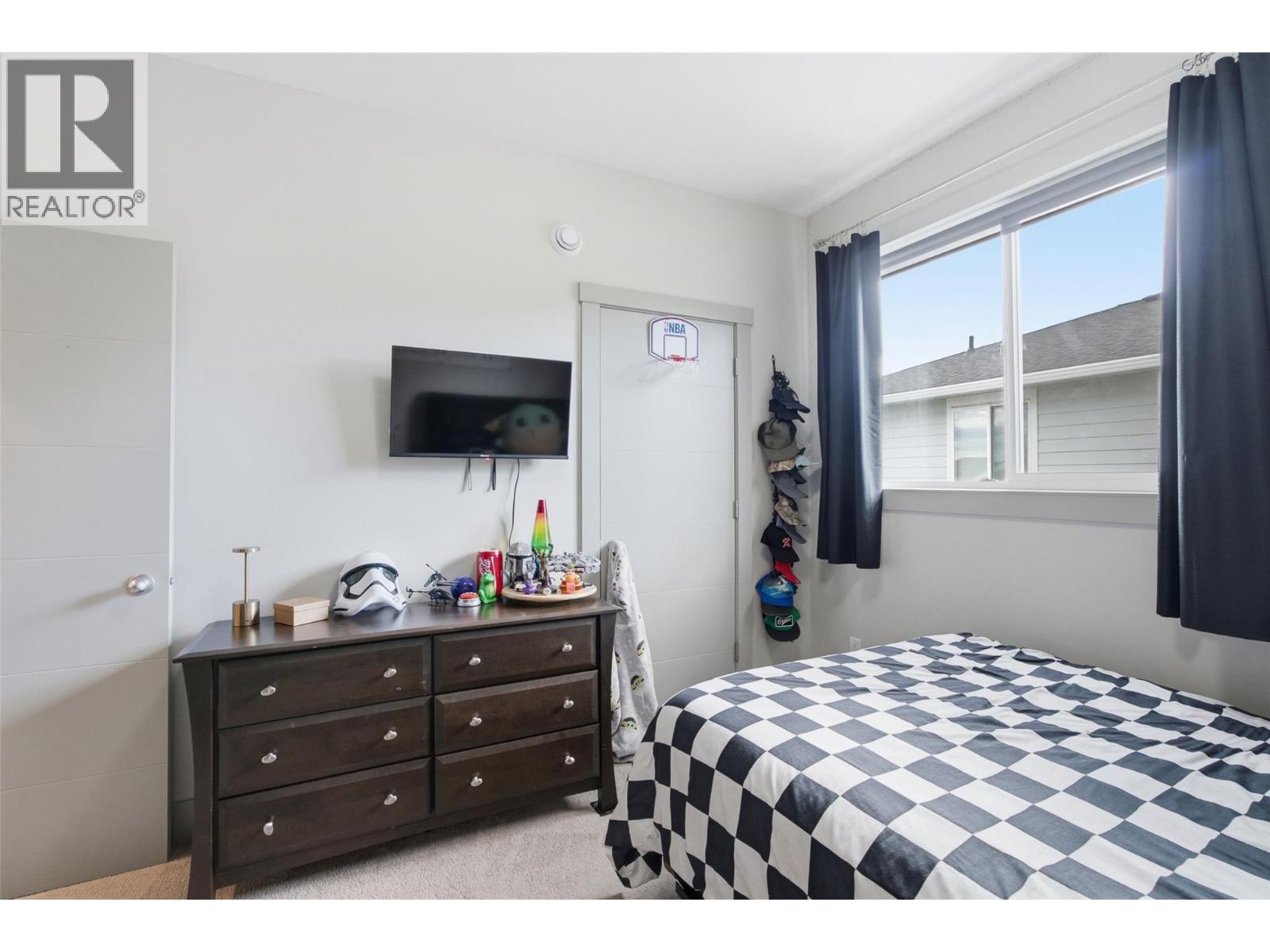 1488 DUNBAR Drive - Image 52