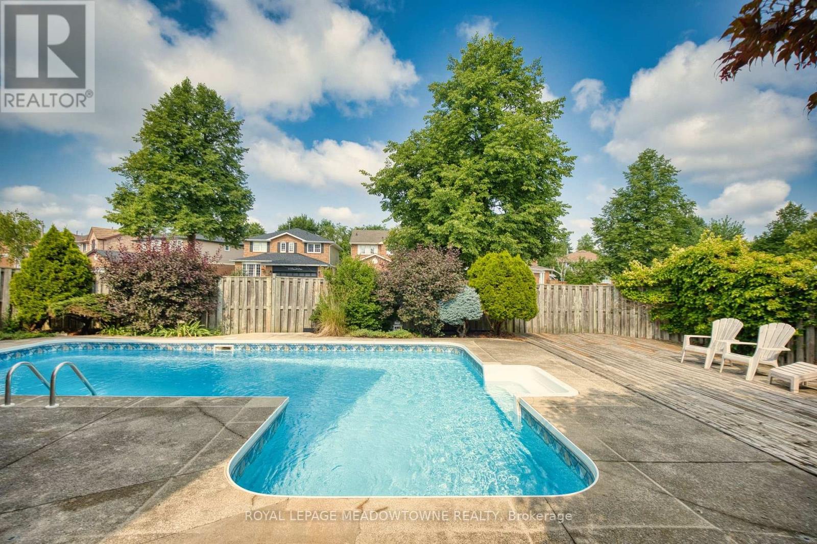 38 MCKILLOP COURT - 42