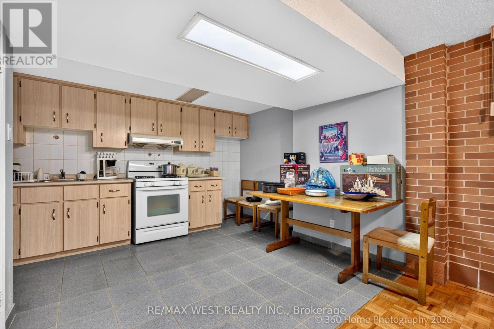 4157 OTTEWELL CRESCENT - 25
